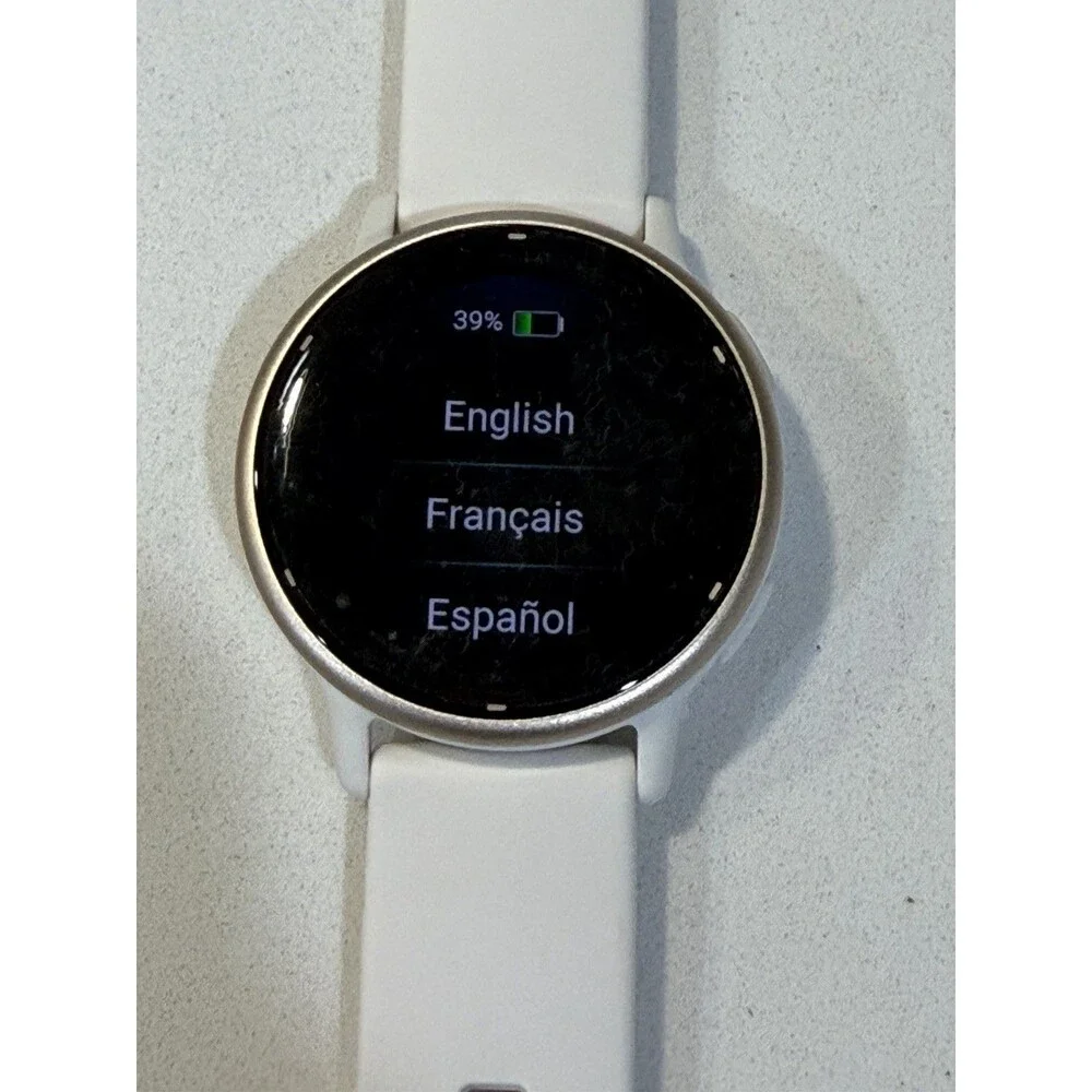 Garmin Vivoactive 5 GPS Smartwatch 42mm White Works Great Original Band